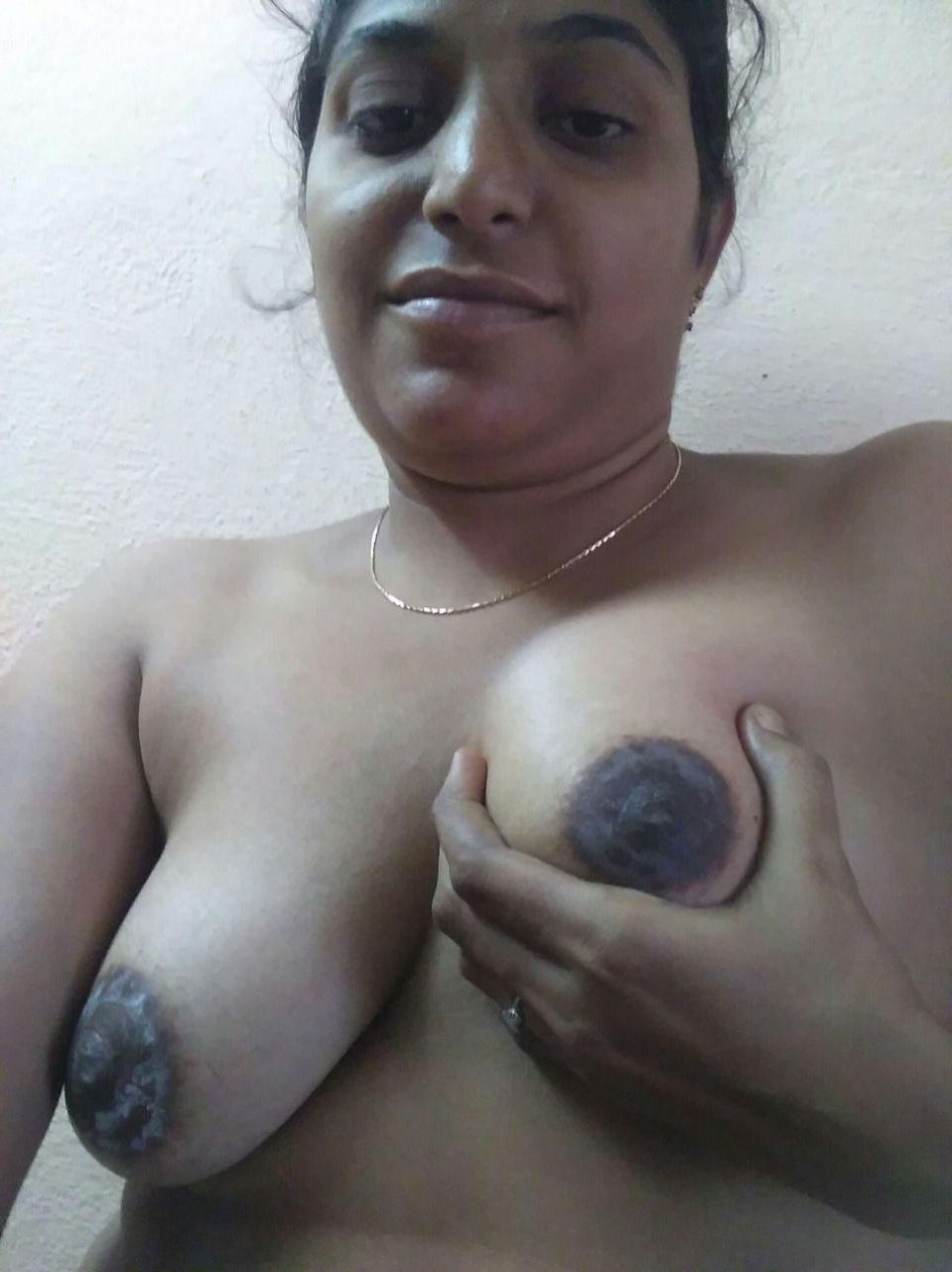 スリランカのbbw女