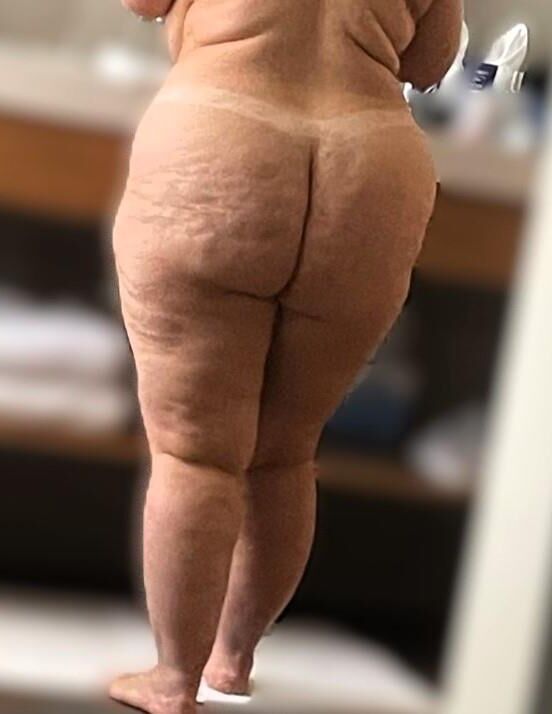 Chubby Pawg with Huge Milky Tits