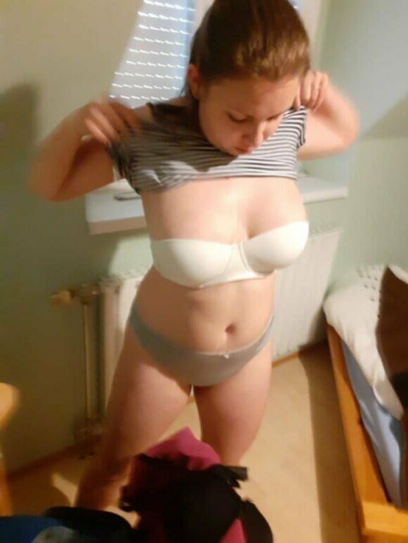 ペトラ・ハンガリーの巨乳のぽっちゃり熟女