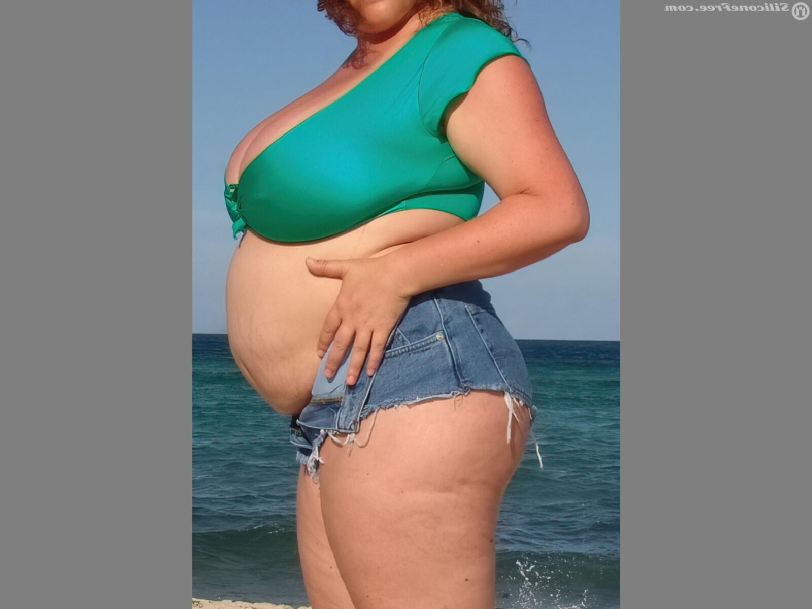 Nothing But MILFs . Victoria. Plump web whore.