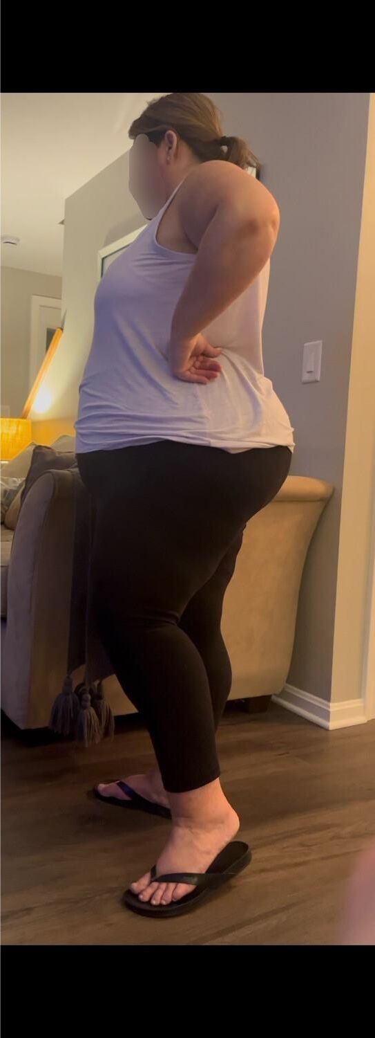 Thick Wife 