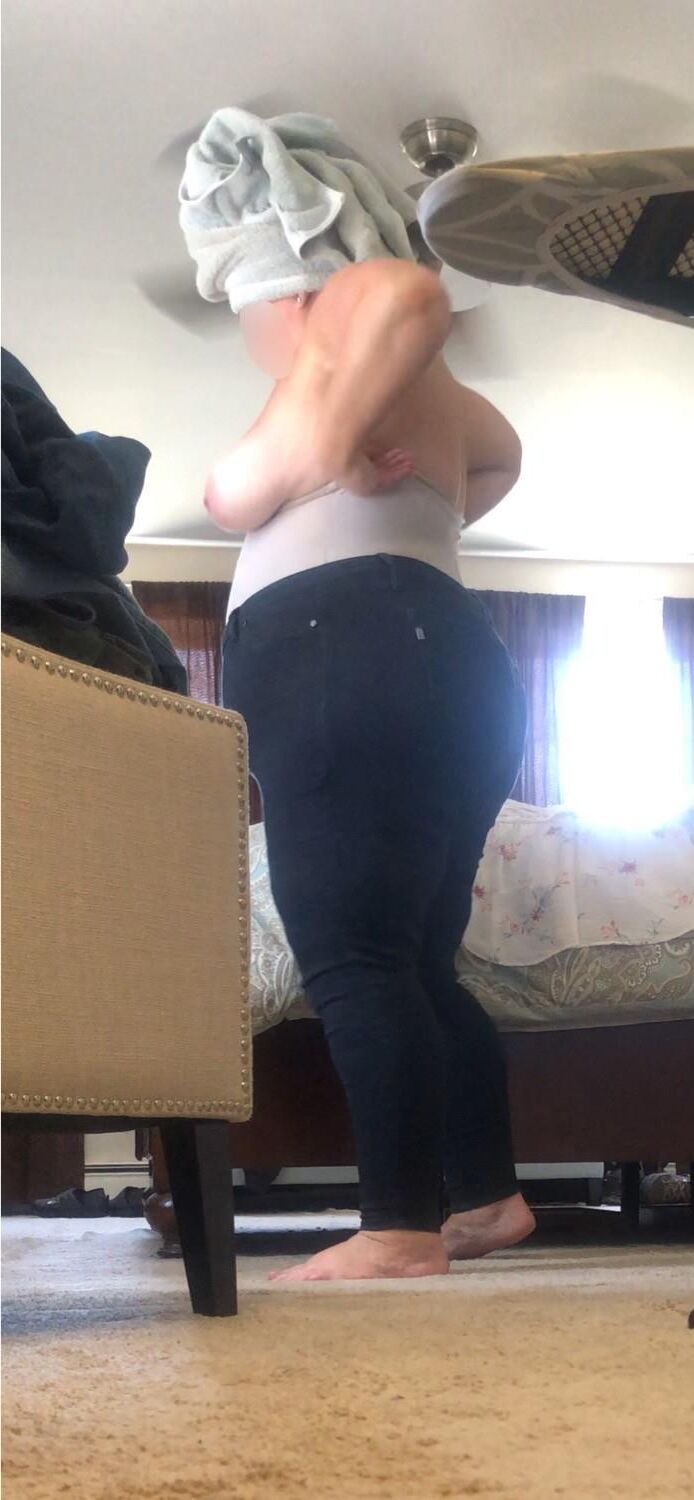 BBW Wife Side Boob