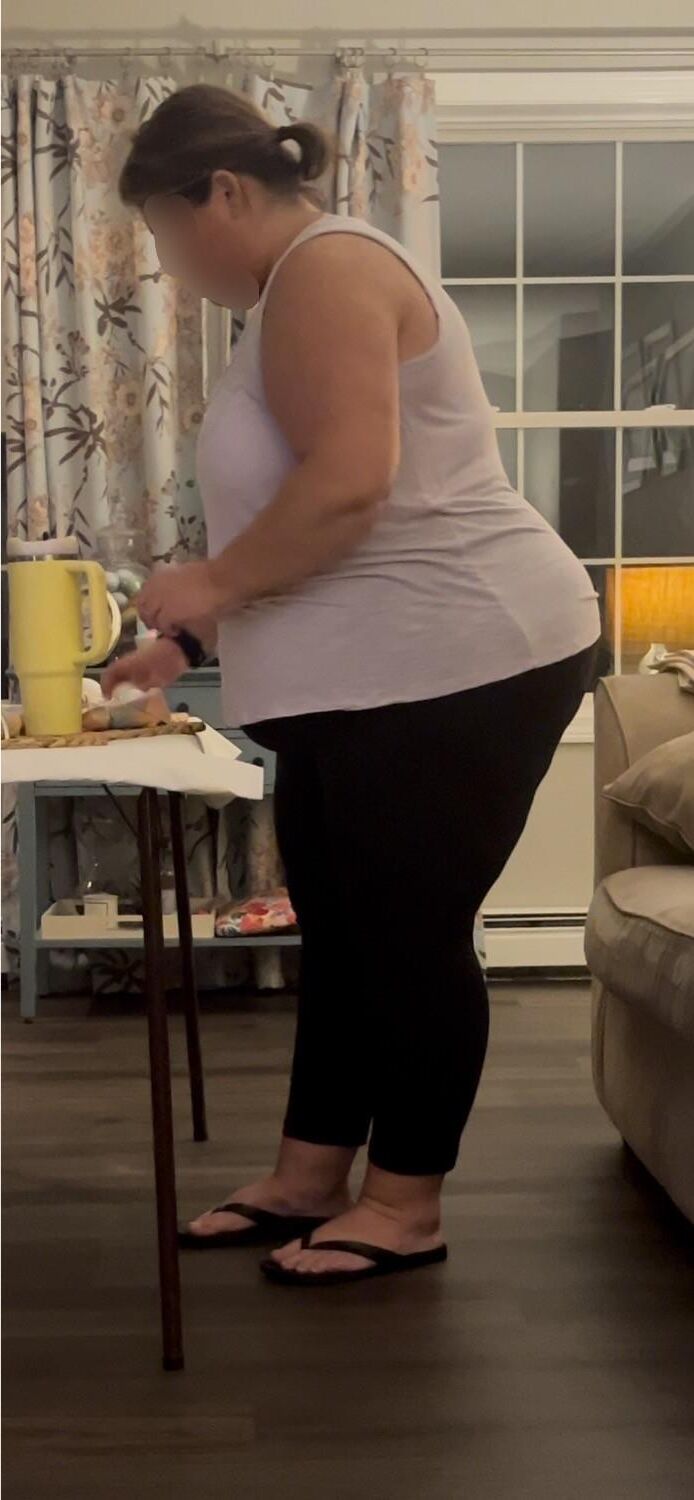Thick Wife 