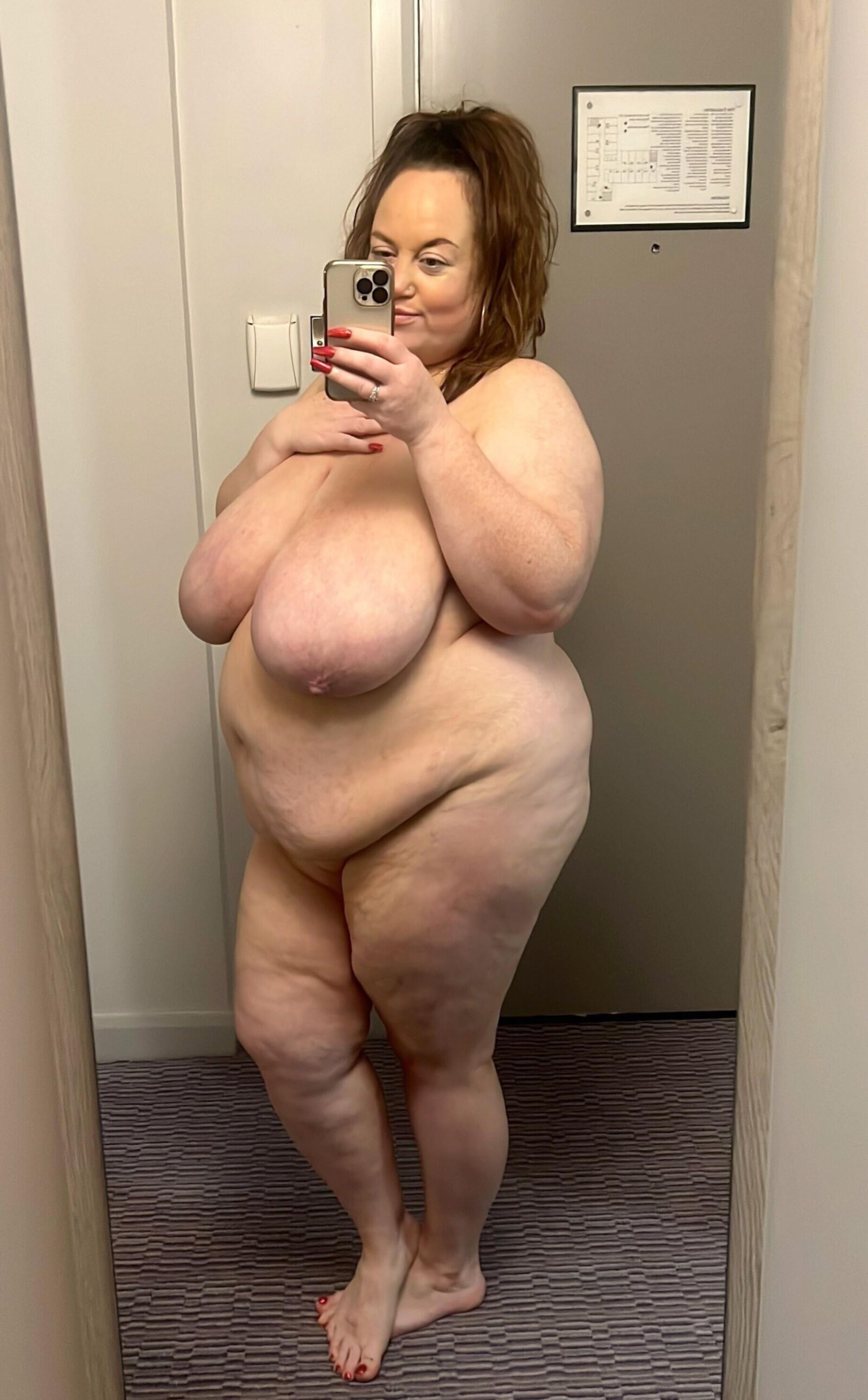 Bbw Nude 
