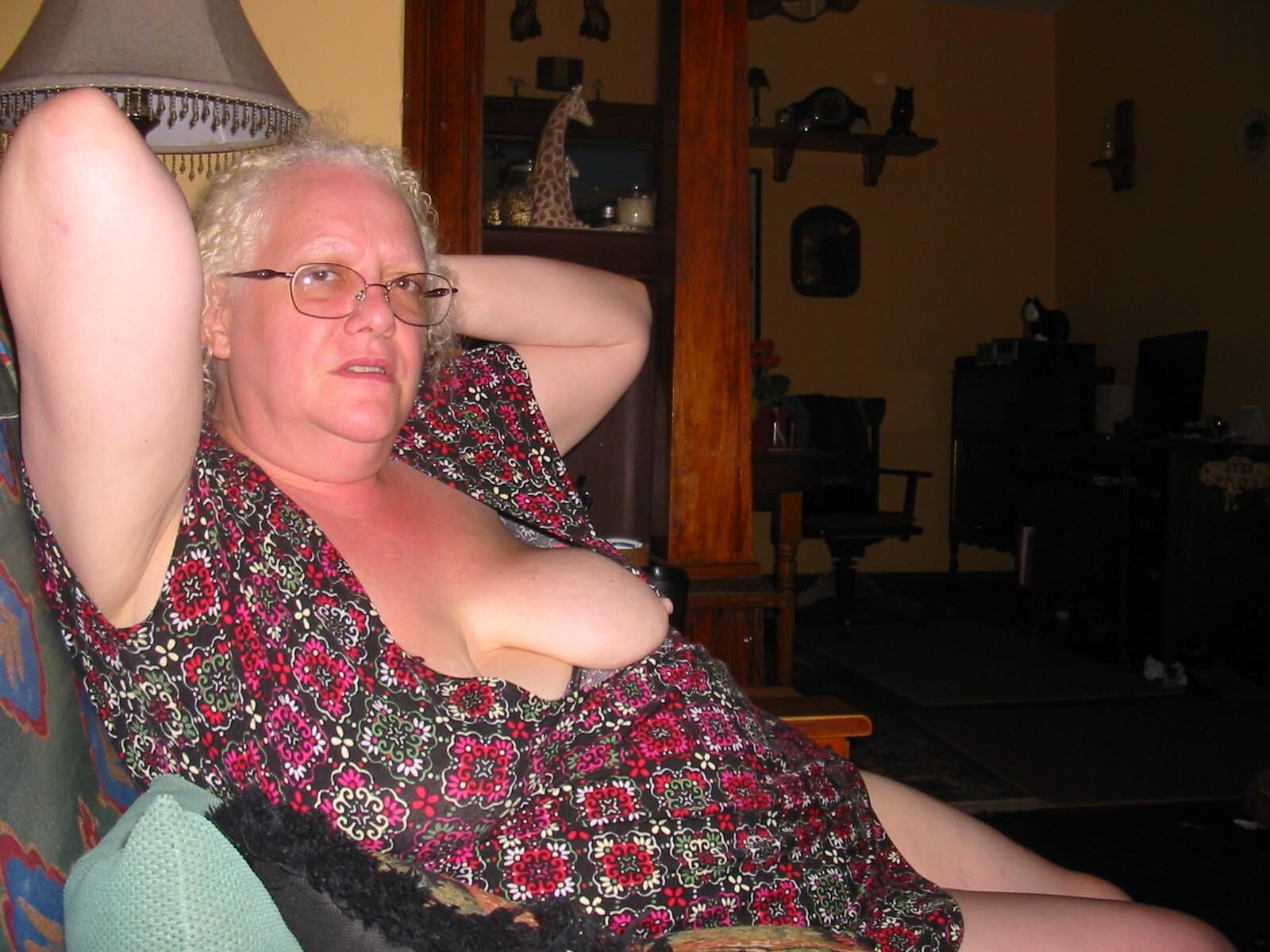 Yessica relaxing