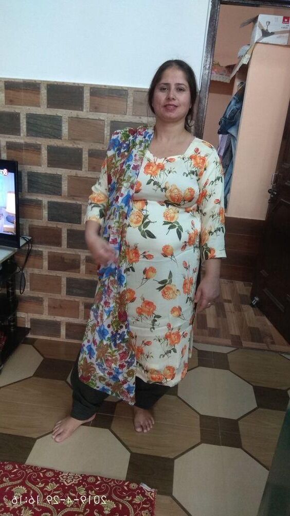 Desi milfs