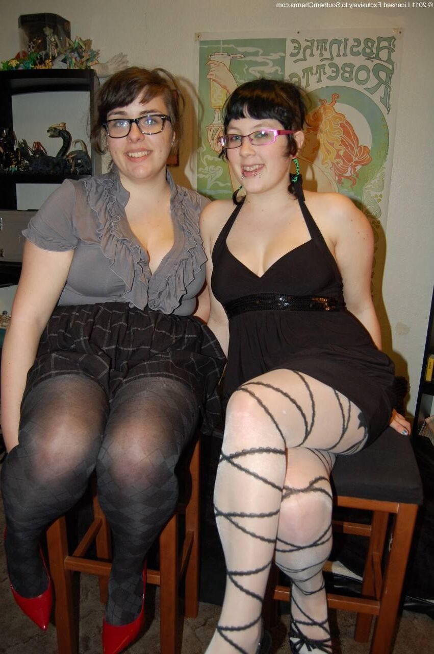 Две занудные девушки BBW