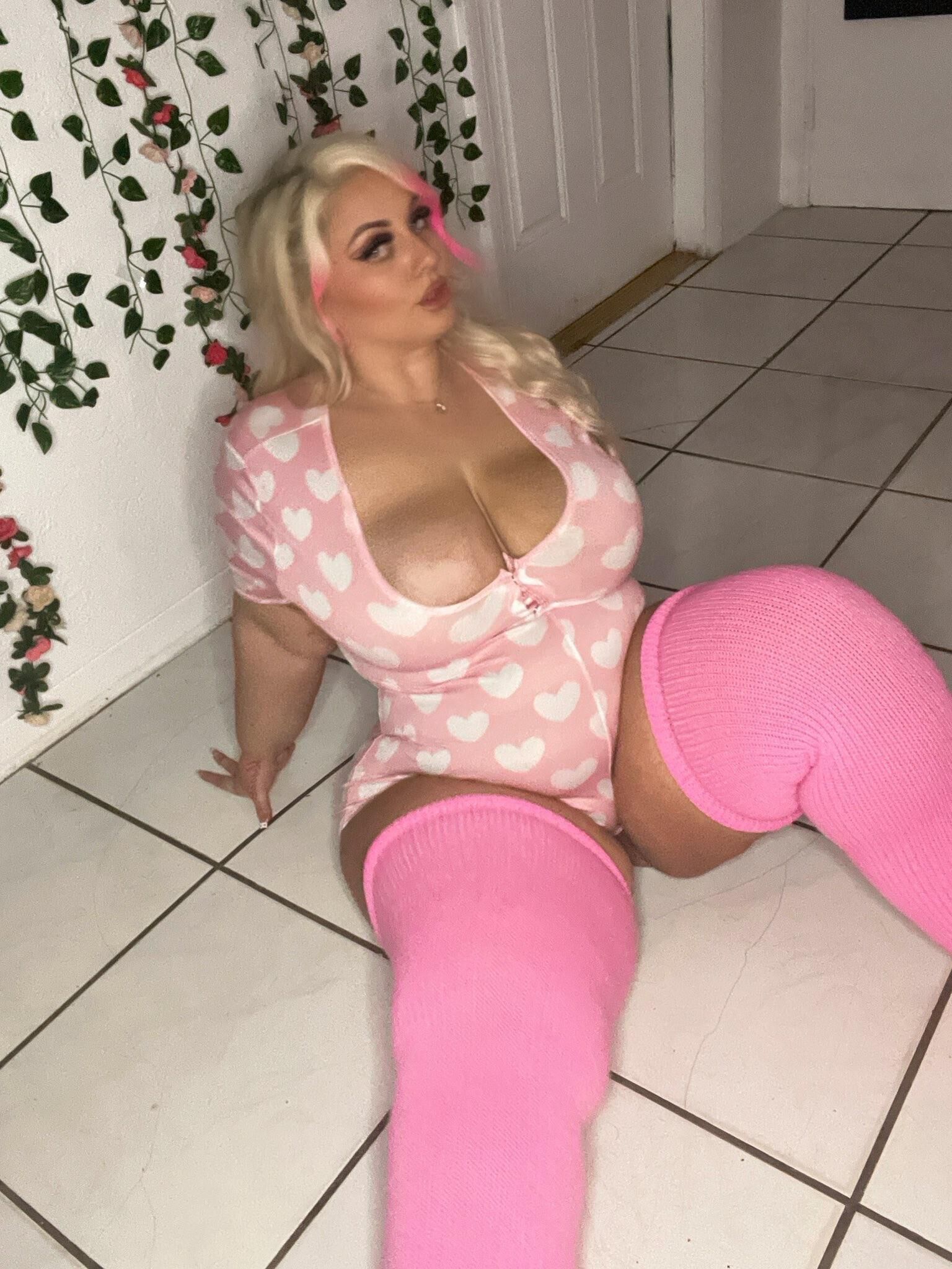 Haley Big Ass Большие сиськи великолепная блондинка BBW Girl смешанные горячие выстрелы
