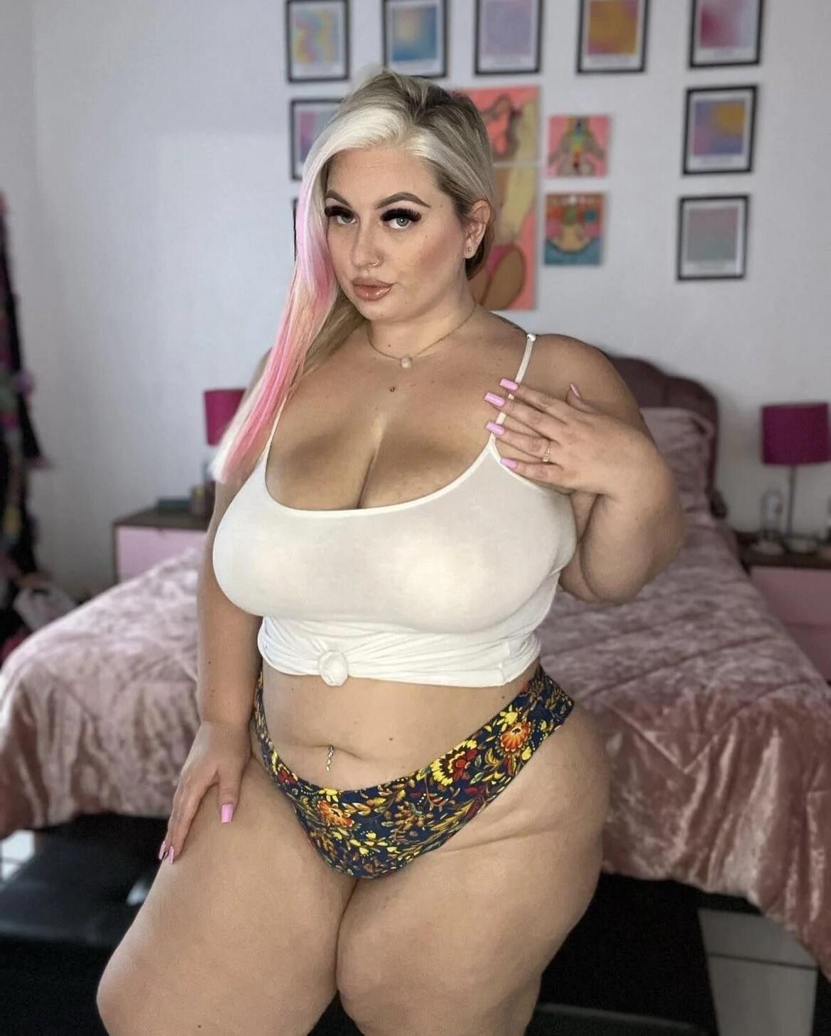 Haley Big Ass Большие сиськи великолепная блондинка BBW Girl смешанные горячие выстрелы