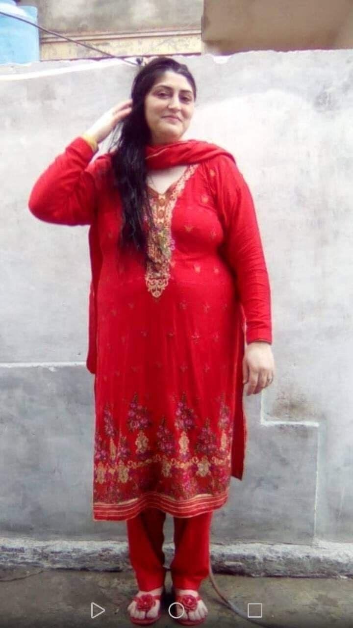 Desi milfs