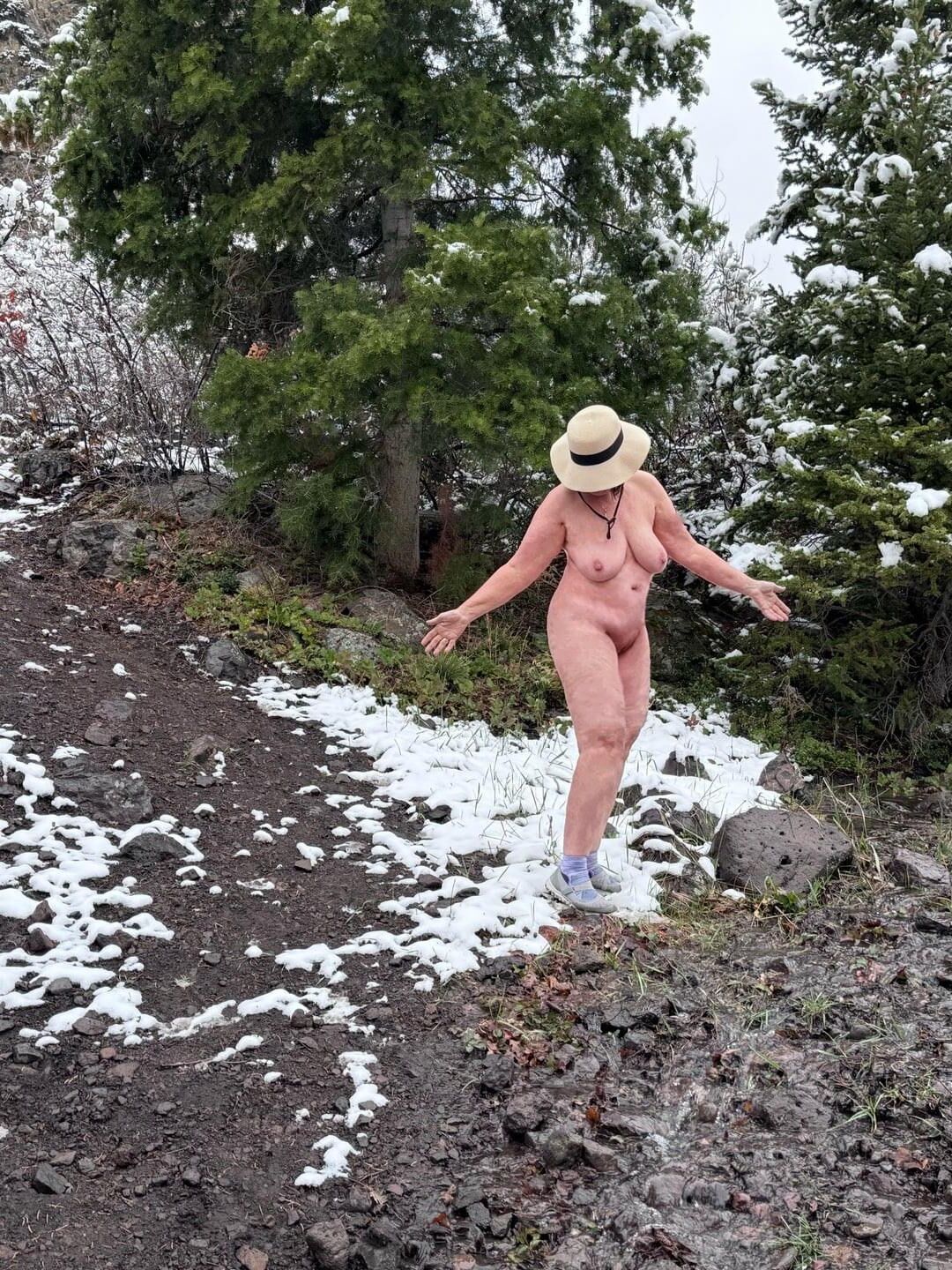 Chubby Milf Exposed Outdoors