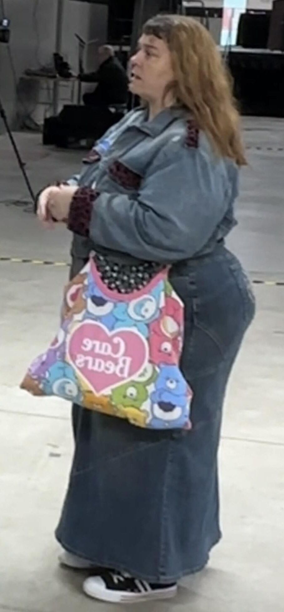 Trade show helper