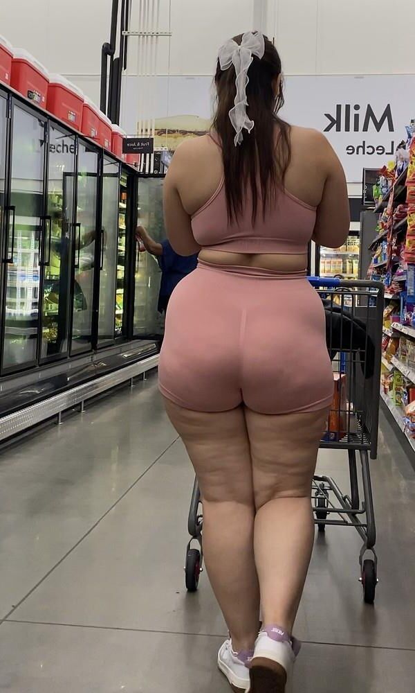 Gros cul pour que le monde puisse voir