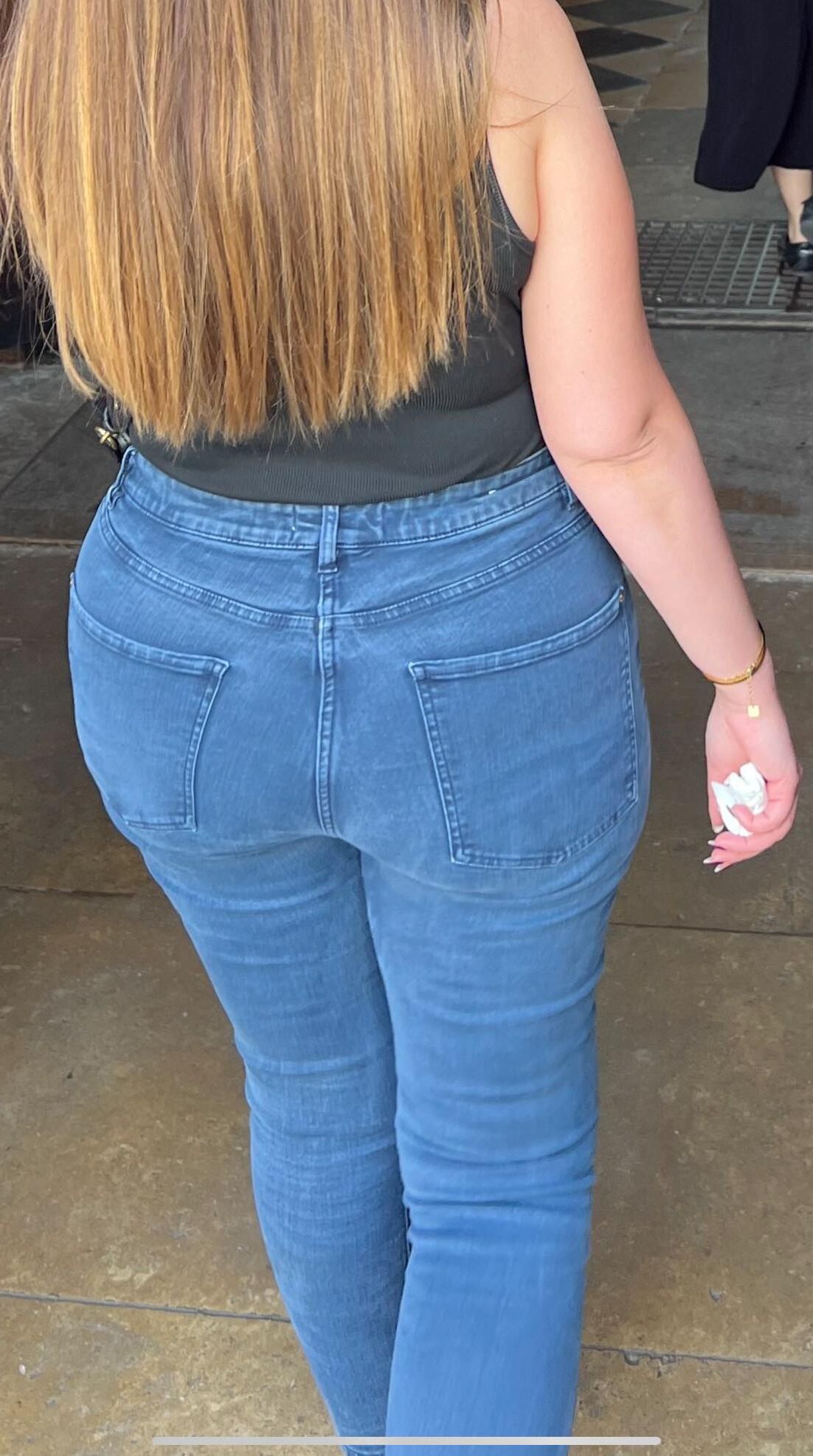 Candid Public Ass Exposure