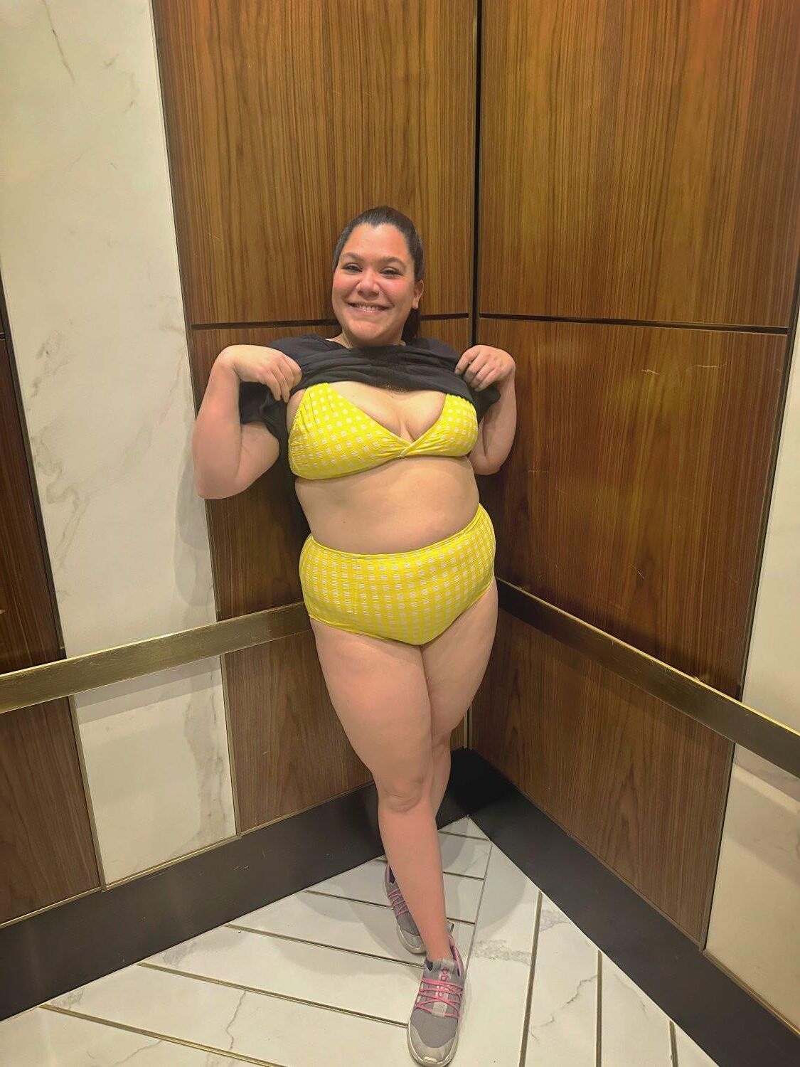 Chubby Webslut Shayla