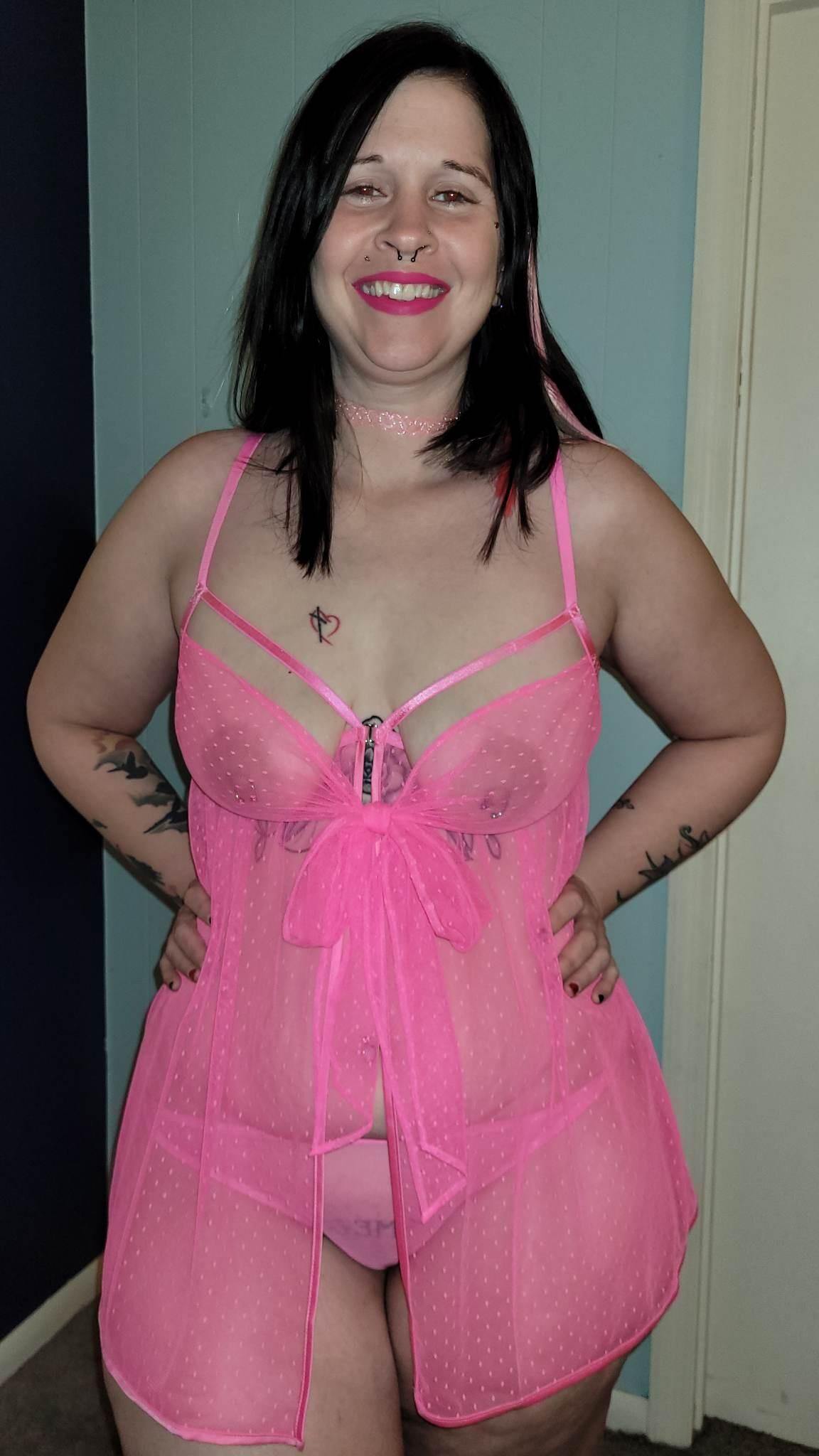 Esposa chloe em ver através da lingerie