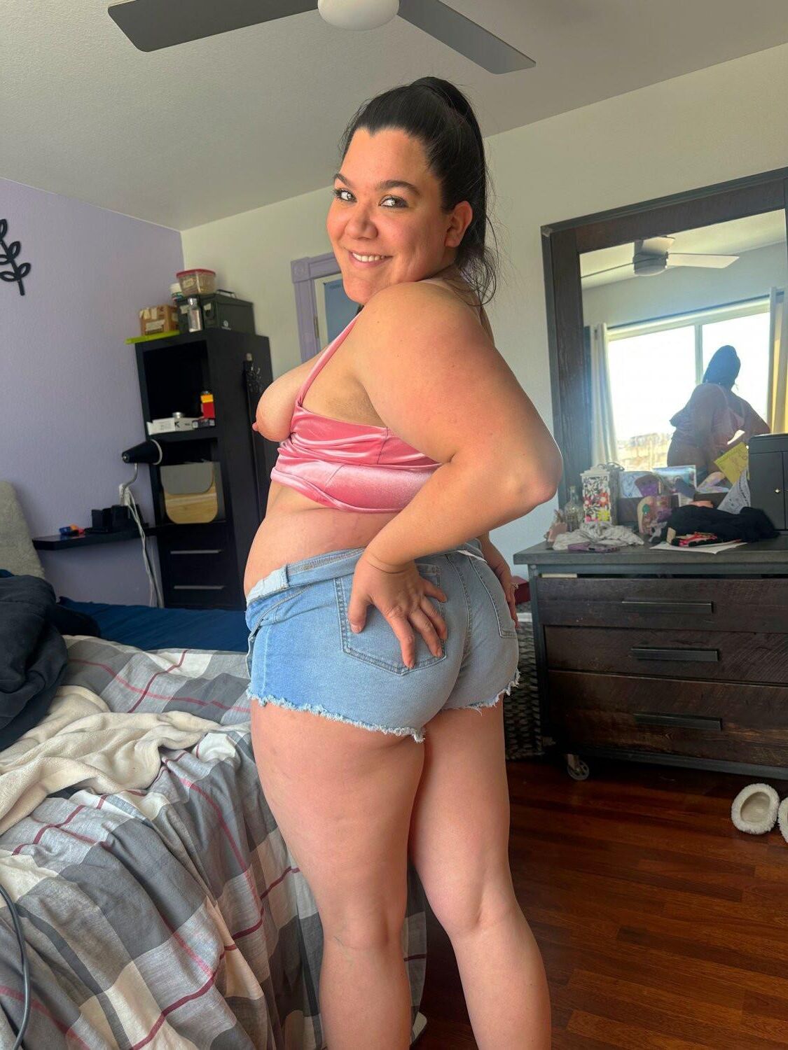 Chubby Webslut Shayla