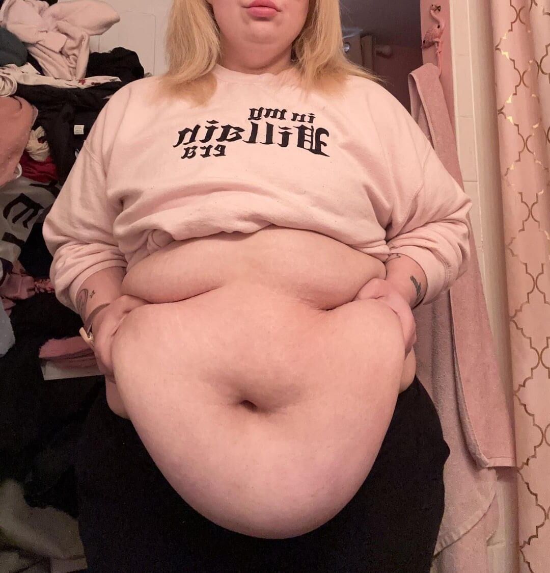 Just Some Nice Fat Belly Hang