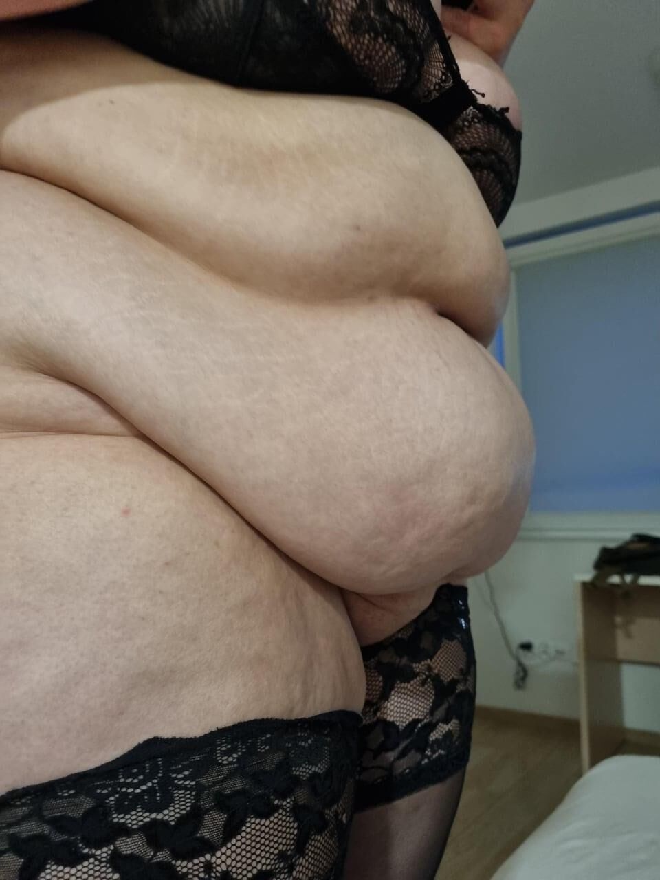 Just Some Nice Fat Belly Hang