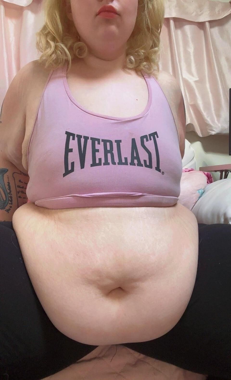 Just Some Nice Fat Belly Hang