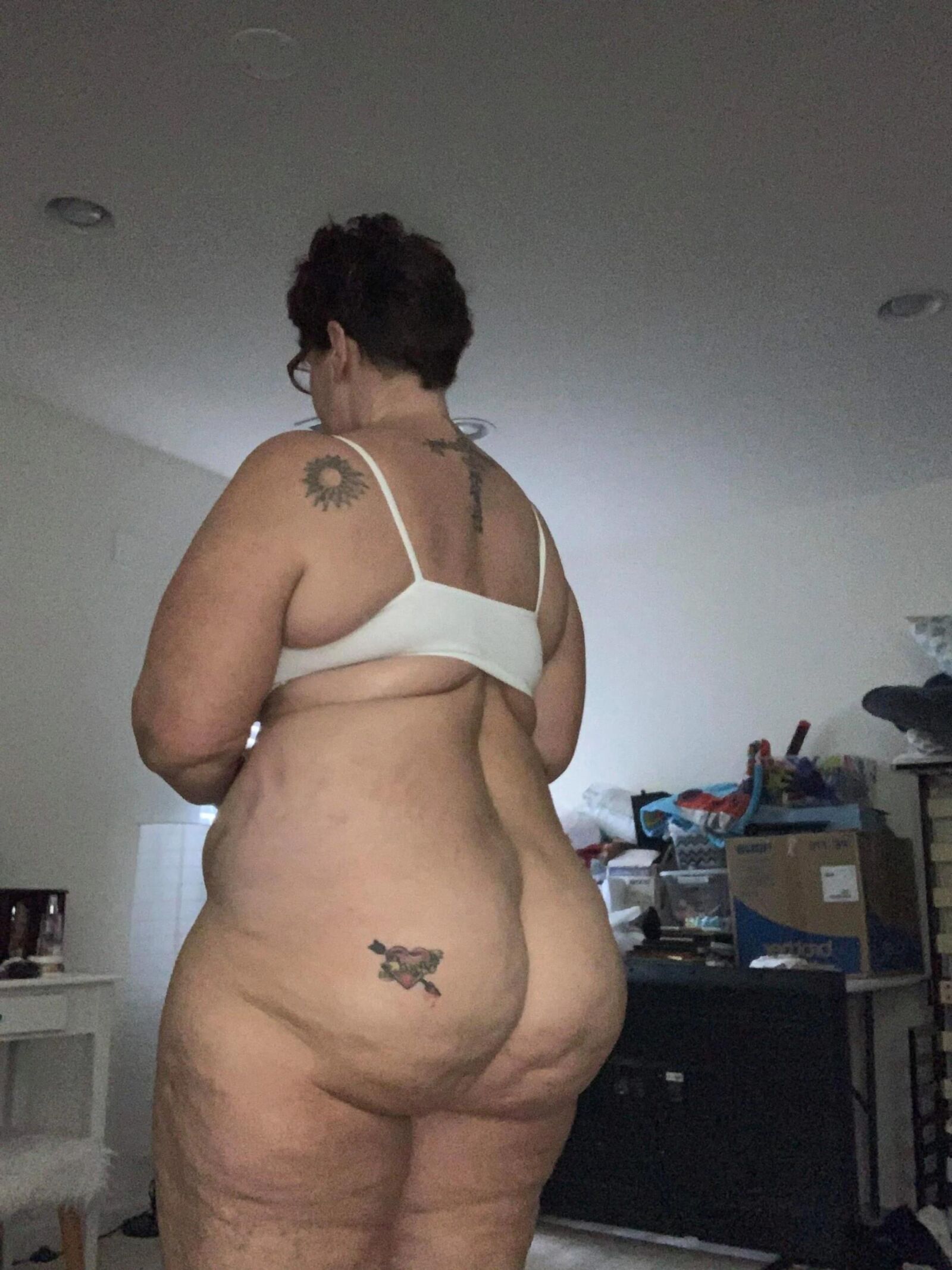 PlussizeBigBooty成熟したキャムガール
