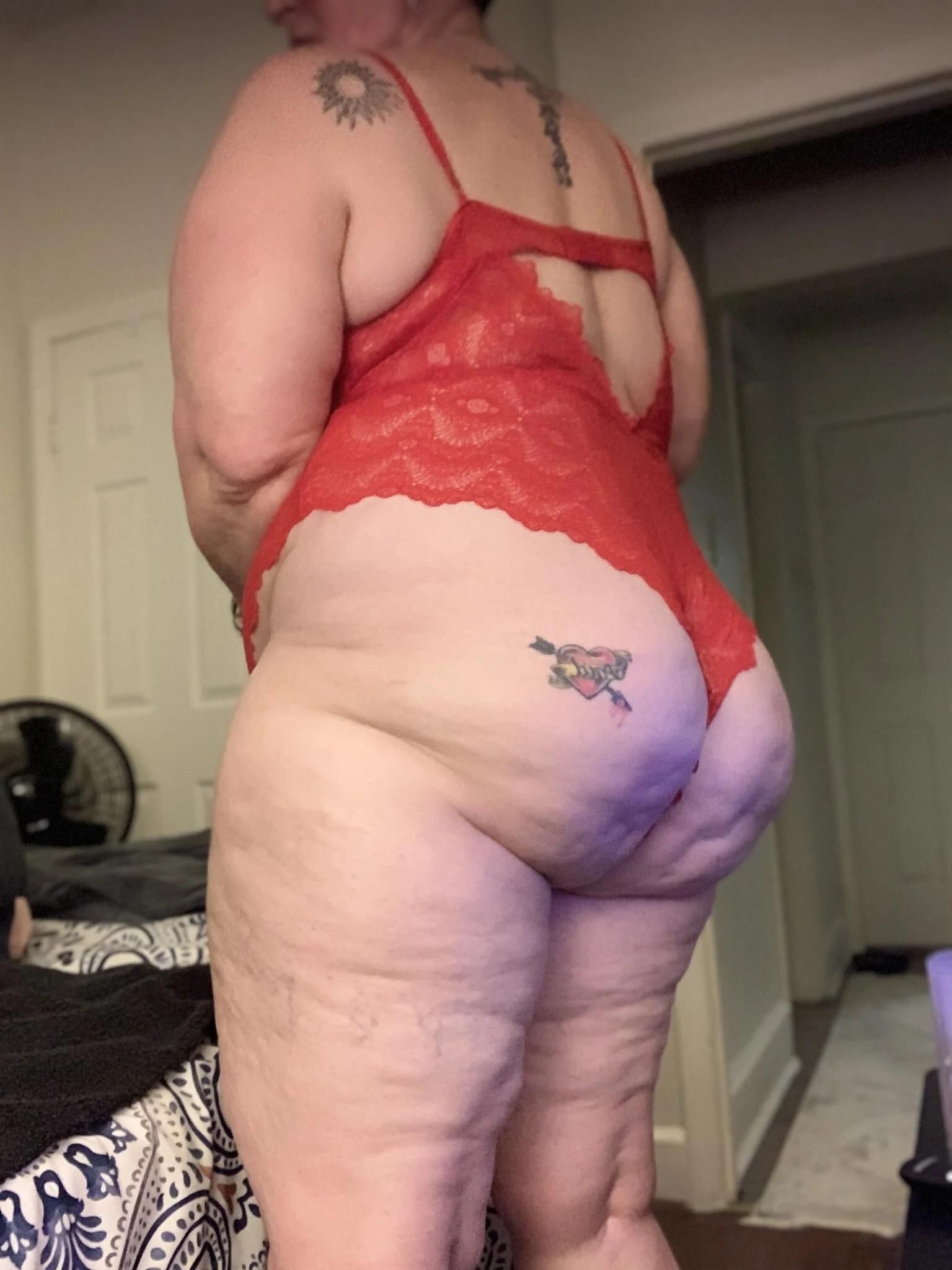 PlussizeBigBooty成熟したキャムガール