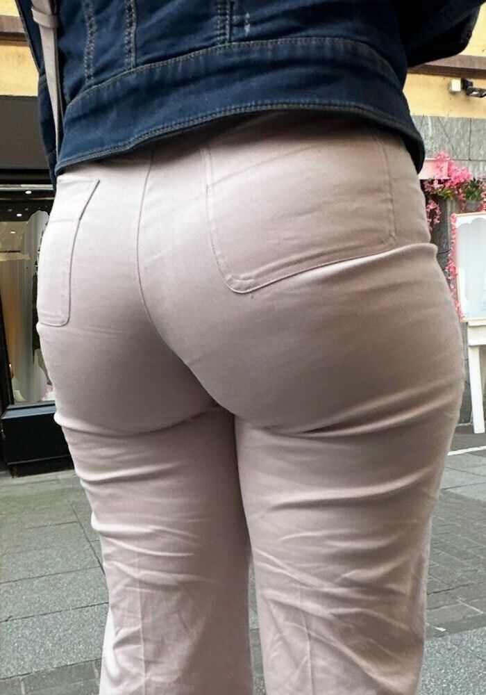 お尻の公開ディスプレイ
