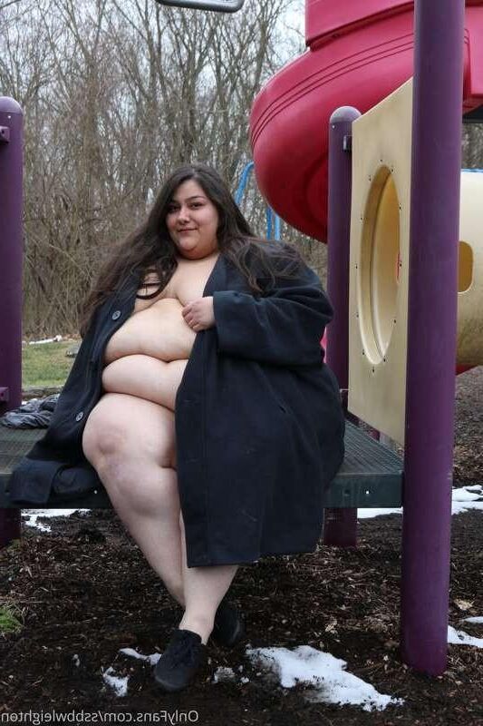 SSBBW Leighton
