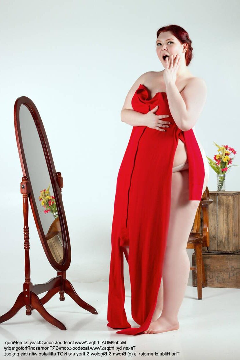 Beau modèle de taille plus nn