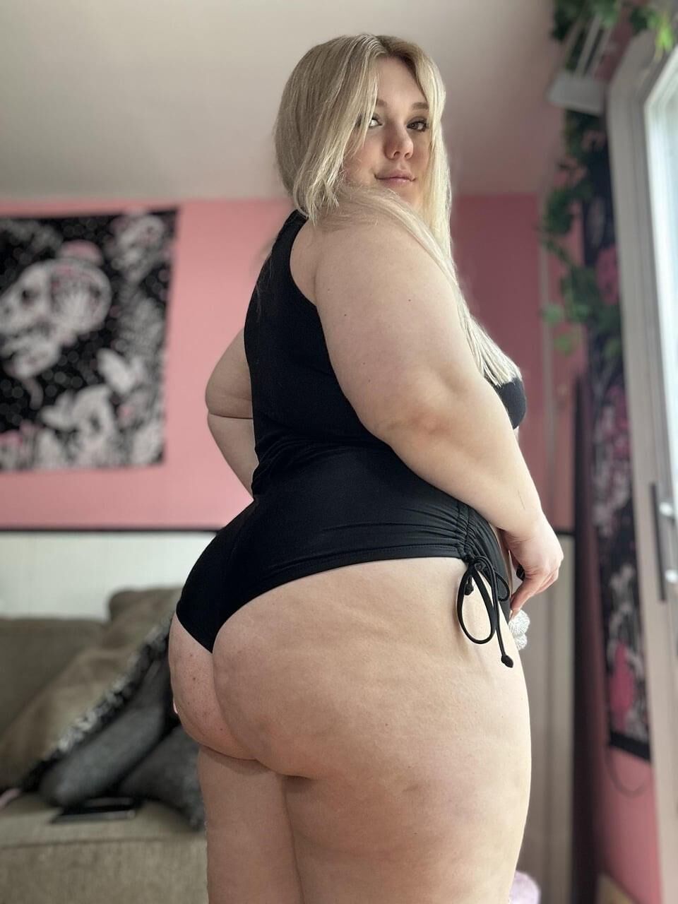 Soft Round Fat Asses