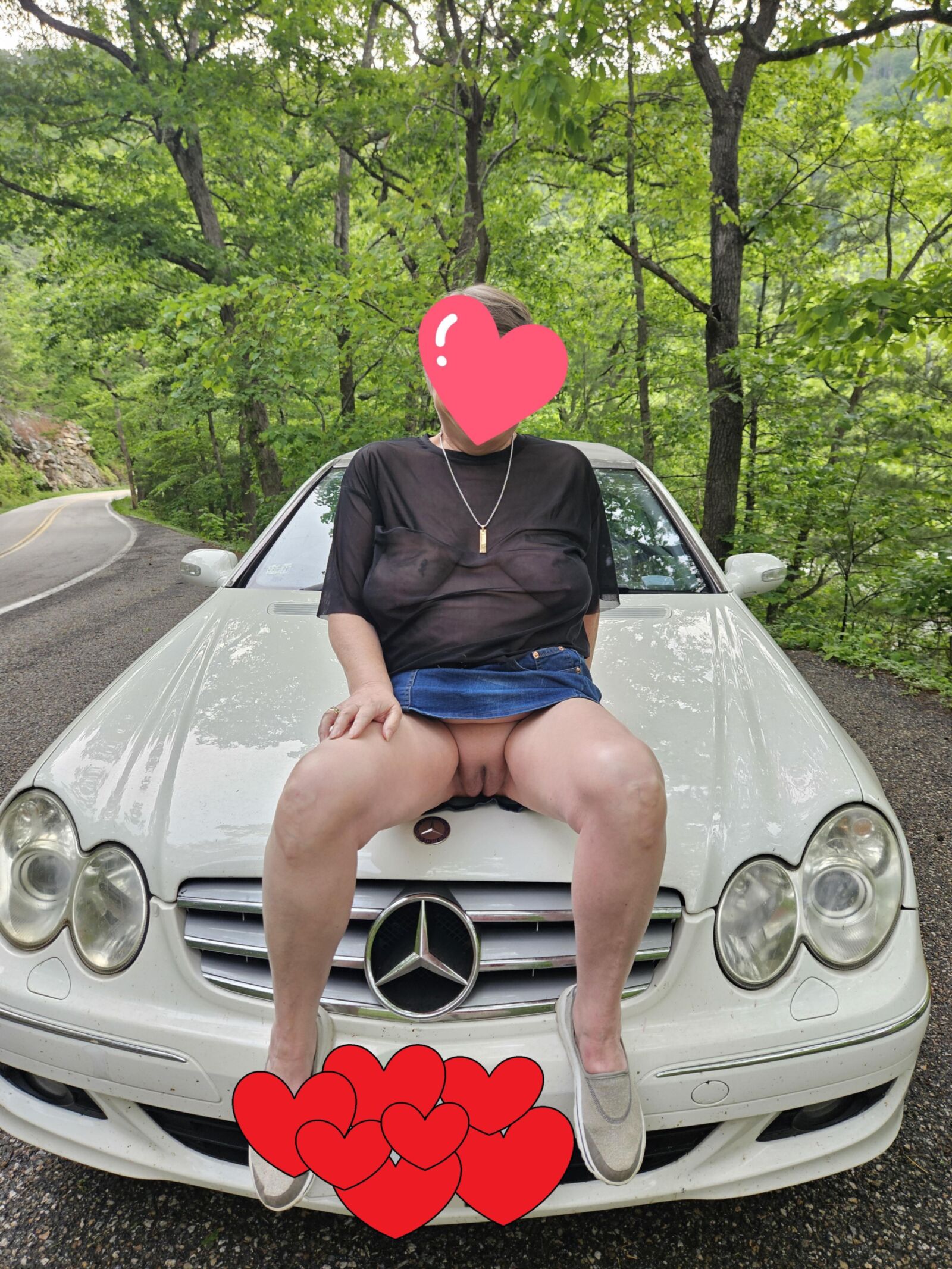 Grand-mère qui veut être vue Y.O.