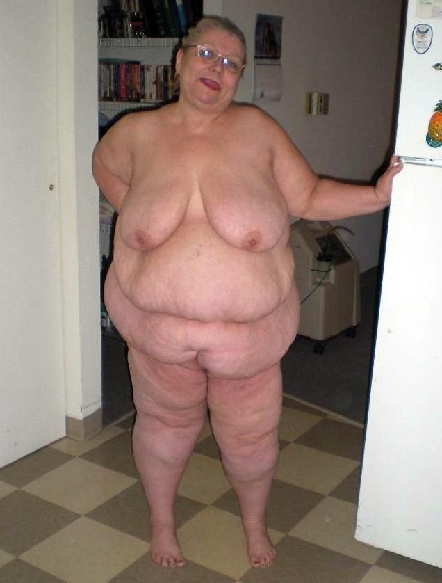 BBW GRANNY LINDA DOUBLE BELLY QUEEN