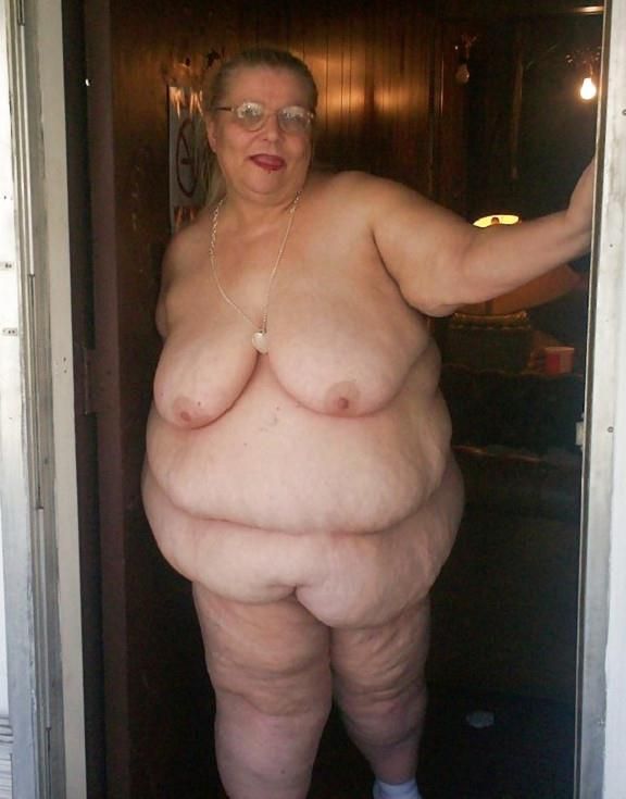 BBW GRANNY LINDA DOUBLE BELLY QUEEN