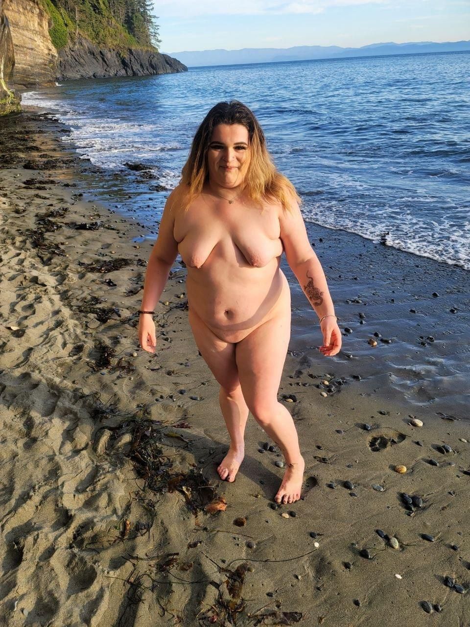 Canadian Chubster Hotwife Alora Ruthie