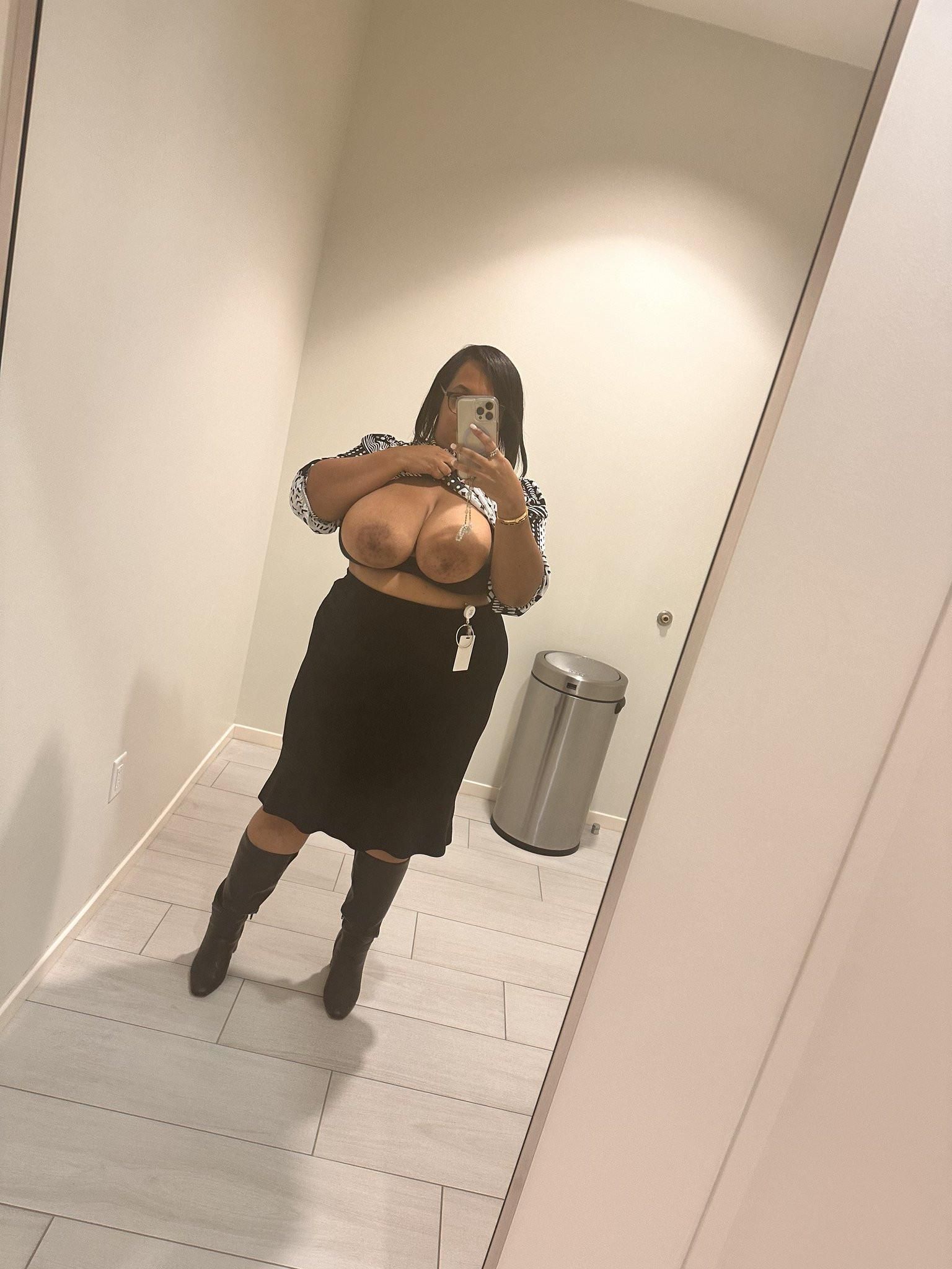 Workplace Toilet Flasher DEJA BOO
