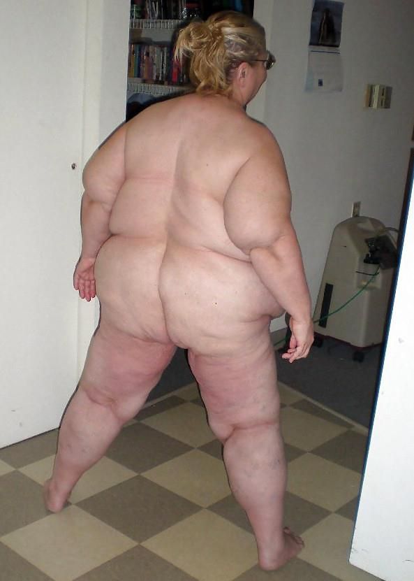 BBW GRANNY LINDA DOUBLE BELLY QUEEN