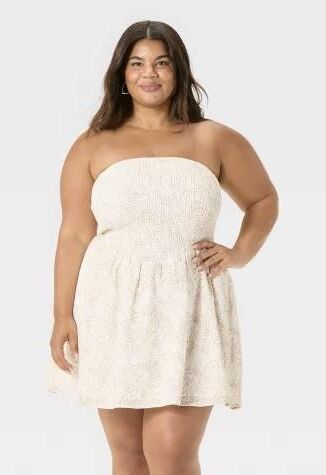 Schöne Thicc oder vollbusige Modelle