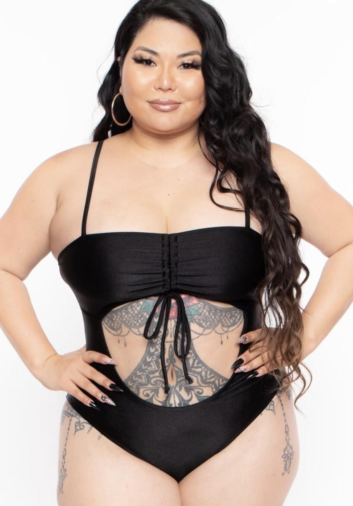 Schöne Thicc oder vollbusige Modelle