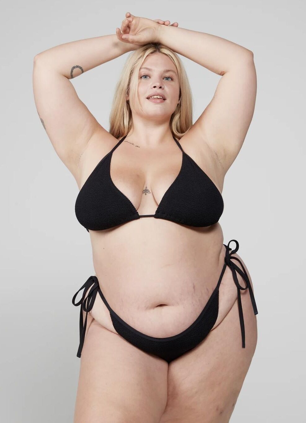 Schöne Thicc oder vollbusige Modelle
