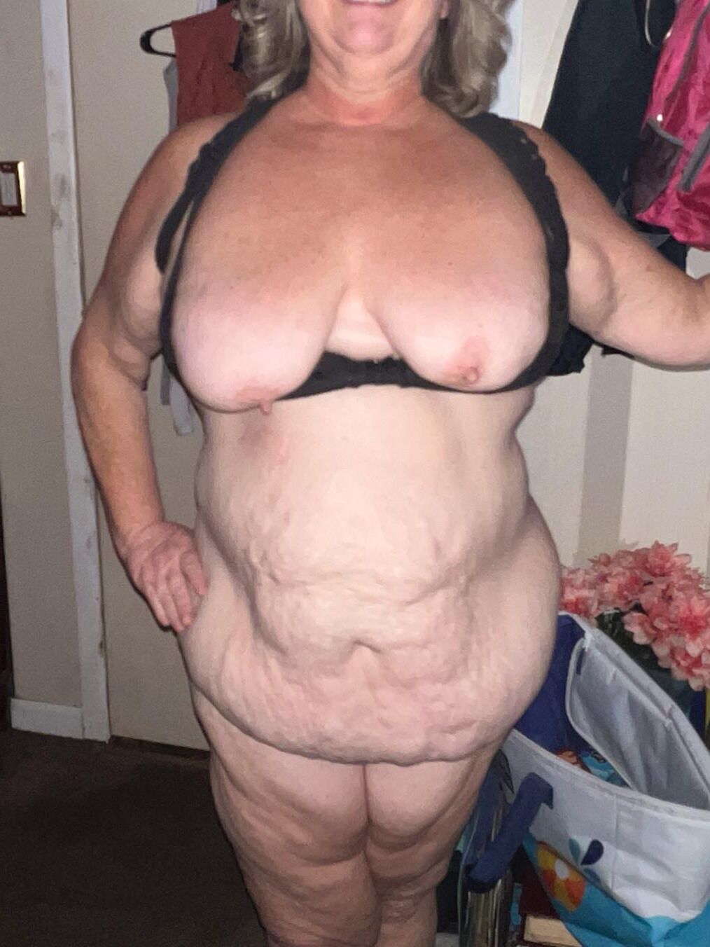 成熟したBBWの妻はあなたのお気に入りに望んでいます
