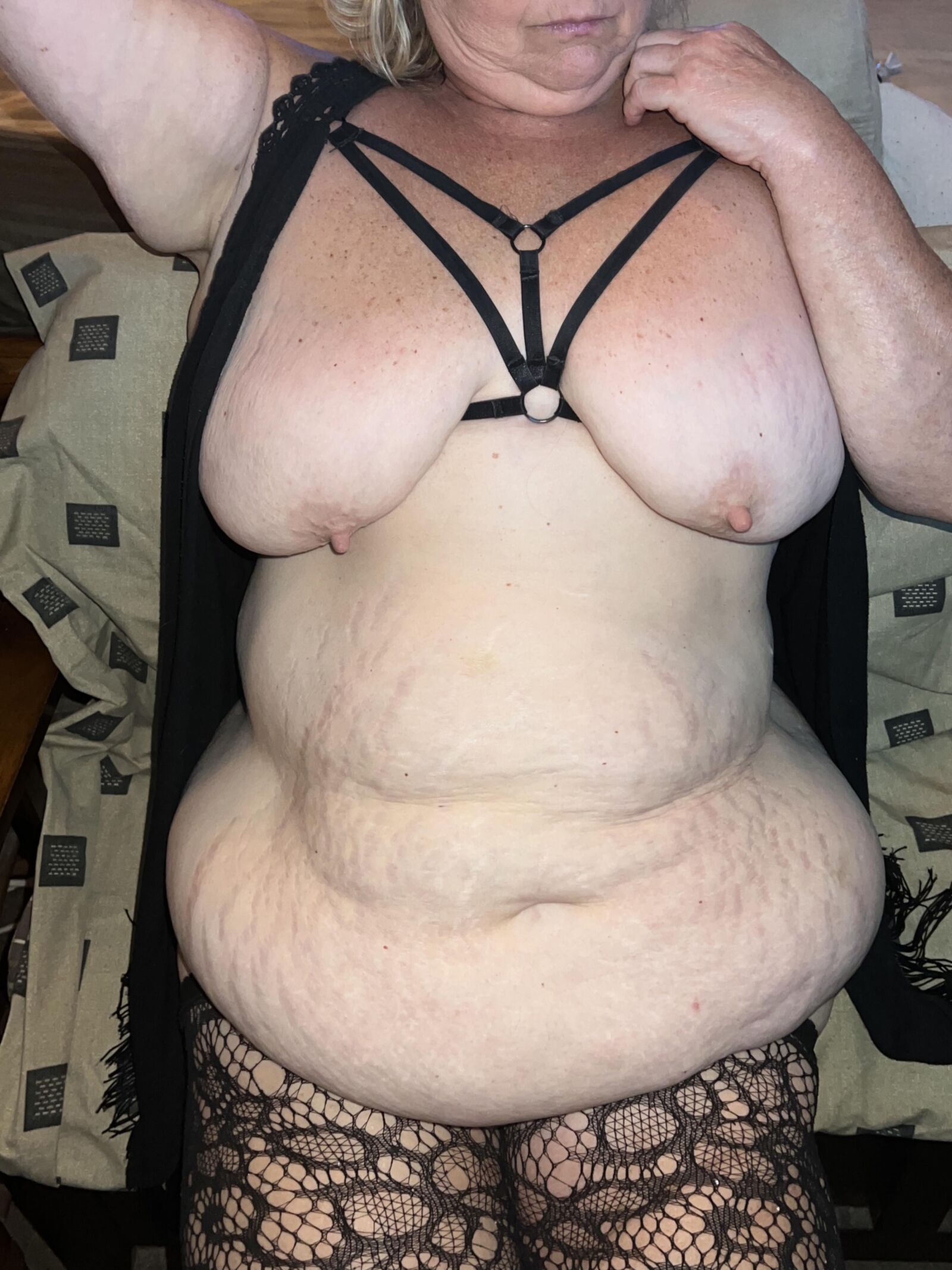 Mehr von meiner BBW Frau