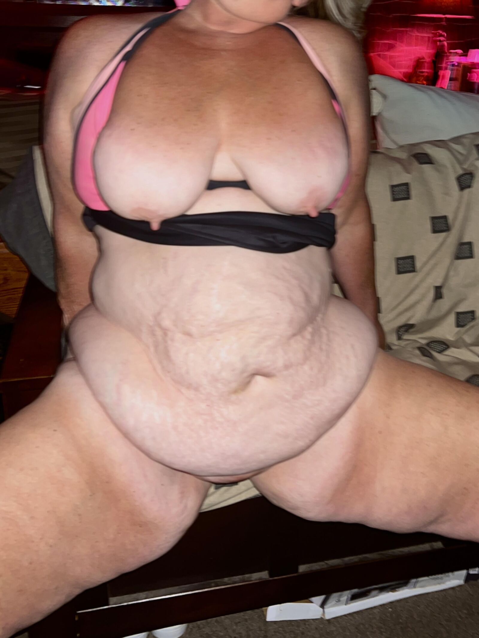 Mehr von meiner BBW Frau