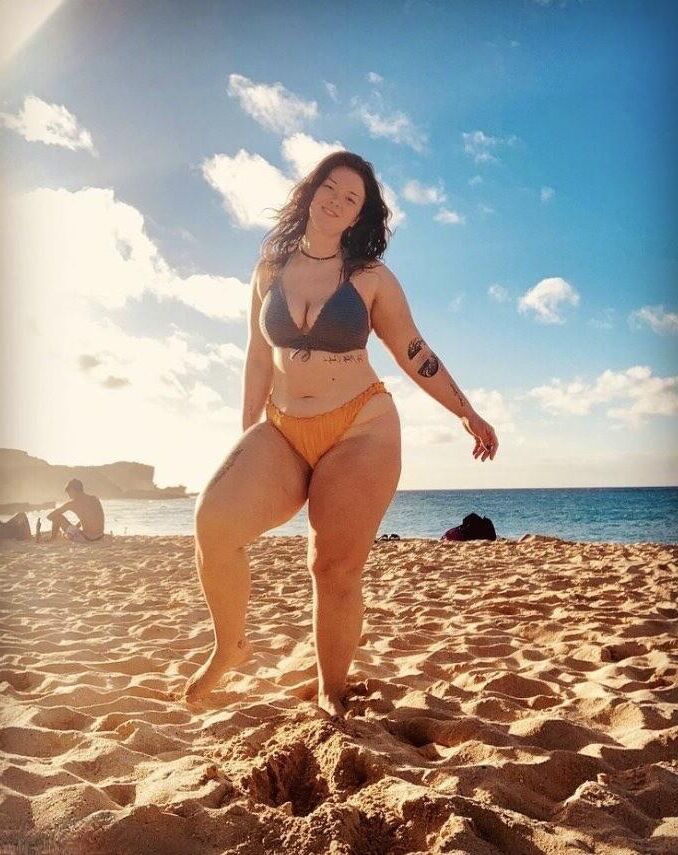 Kalis Big Ass Big BoobsBBWブルネットガールミックスホットショット