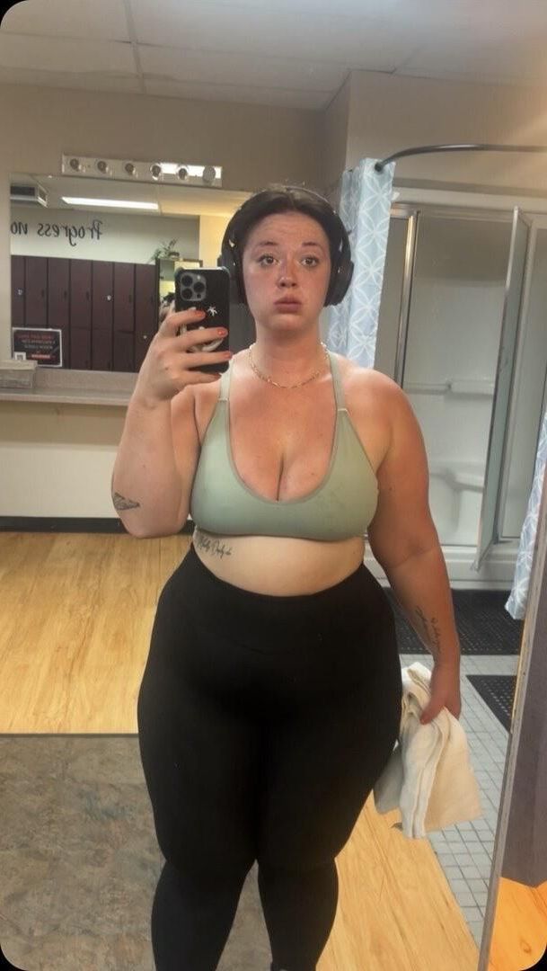 Kalis Big Ass Big BoobsBBWブルネットガールミックスホットショット