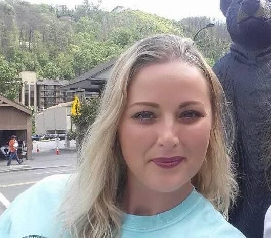 HOT CHUB TRICIA