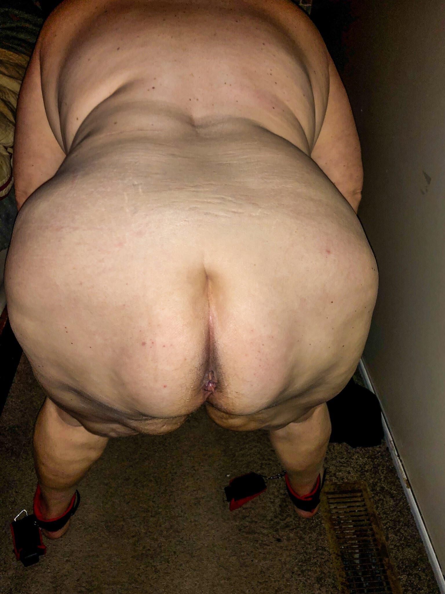 ここであなたのボンナーを私の大きなおっぱいbbwと彼女の大きな脂肪のお尻