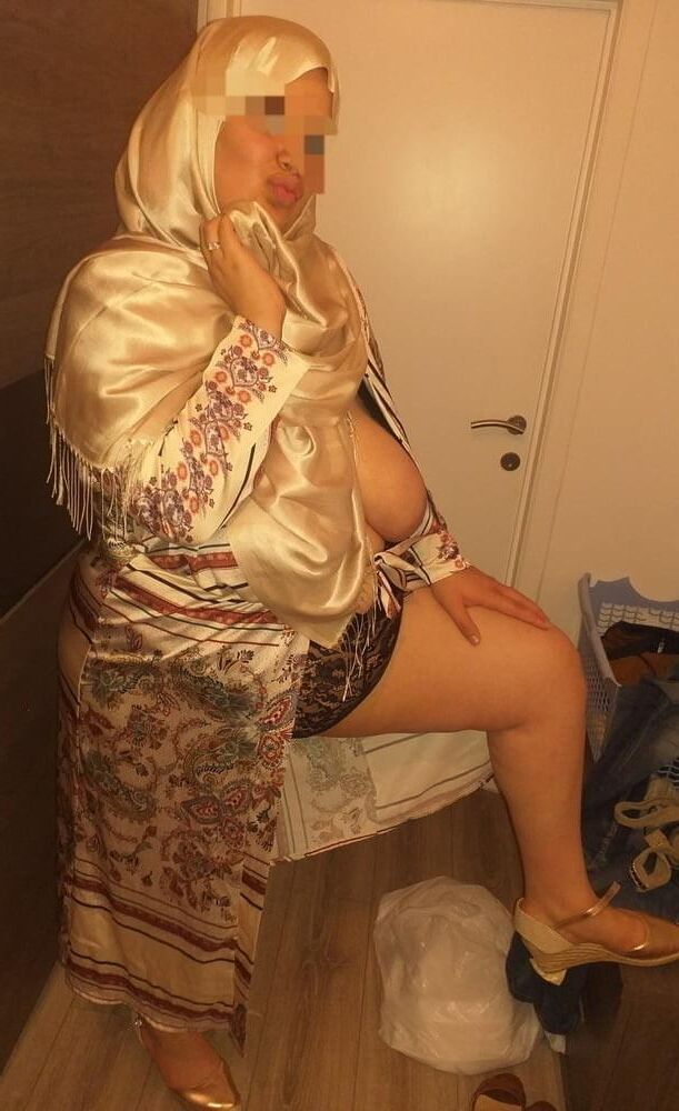 展示イスラム教徒の妻