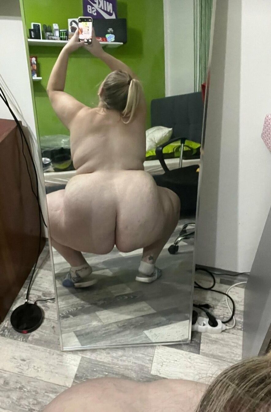 BBW Blonde Papg милашка