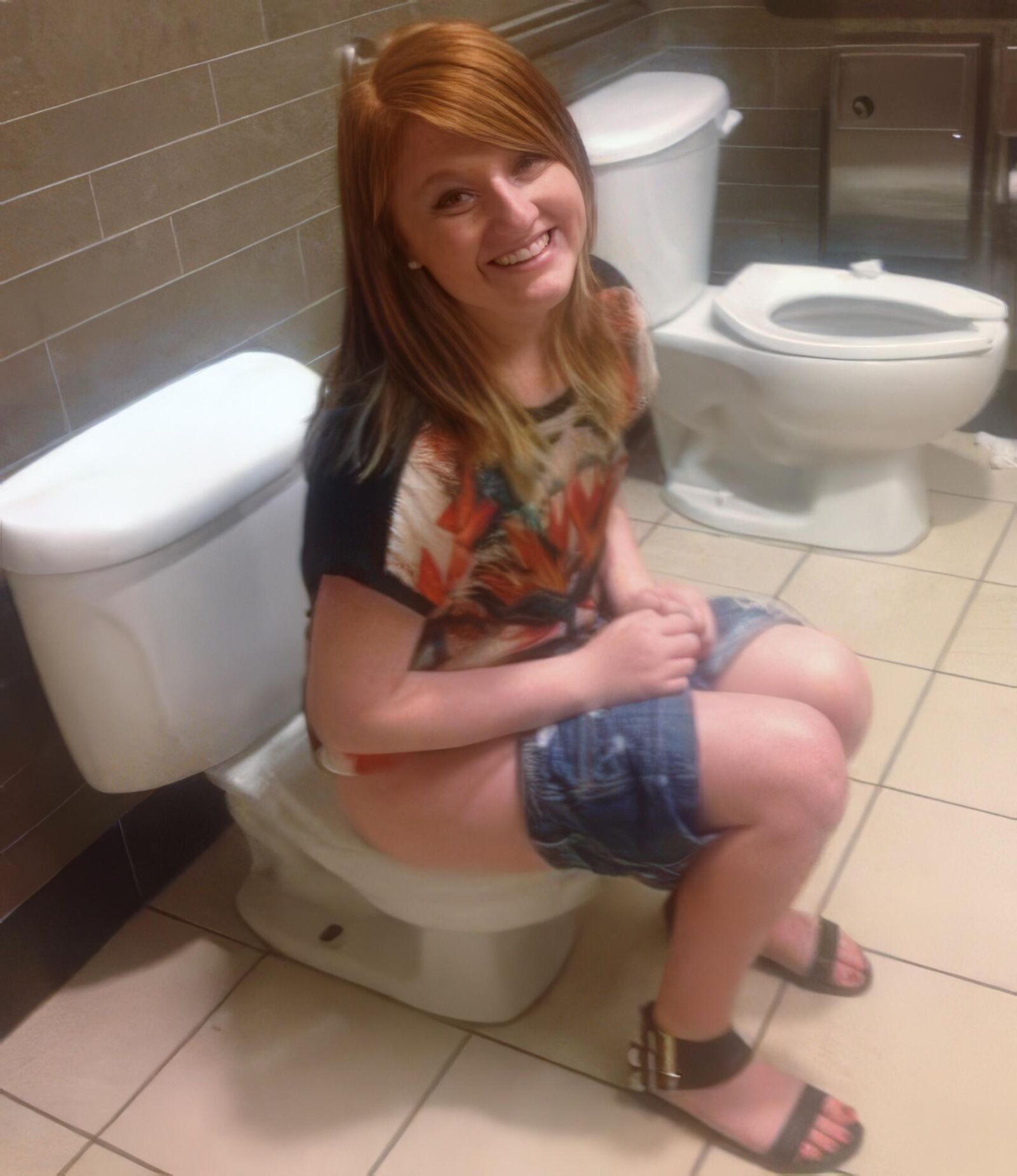 Toilet Bowl Girls 