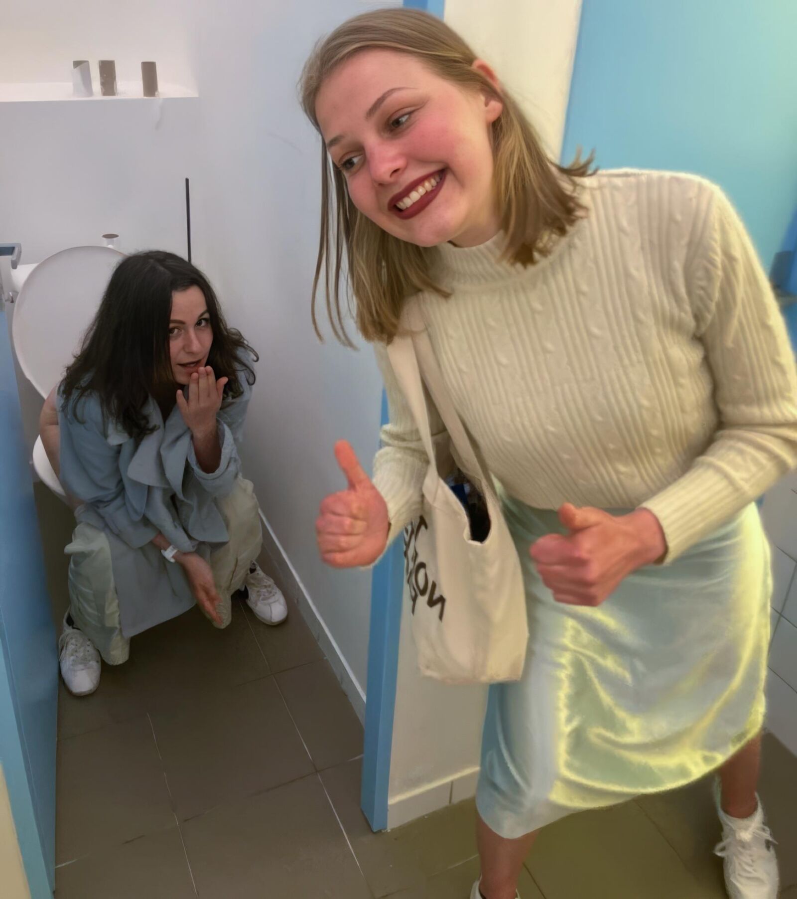 Toilet Bowl Girls 